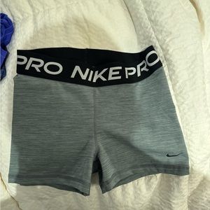 Nike size medium shorts grey and black